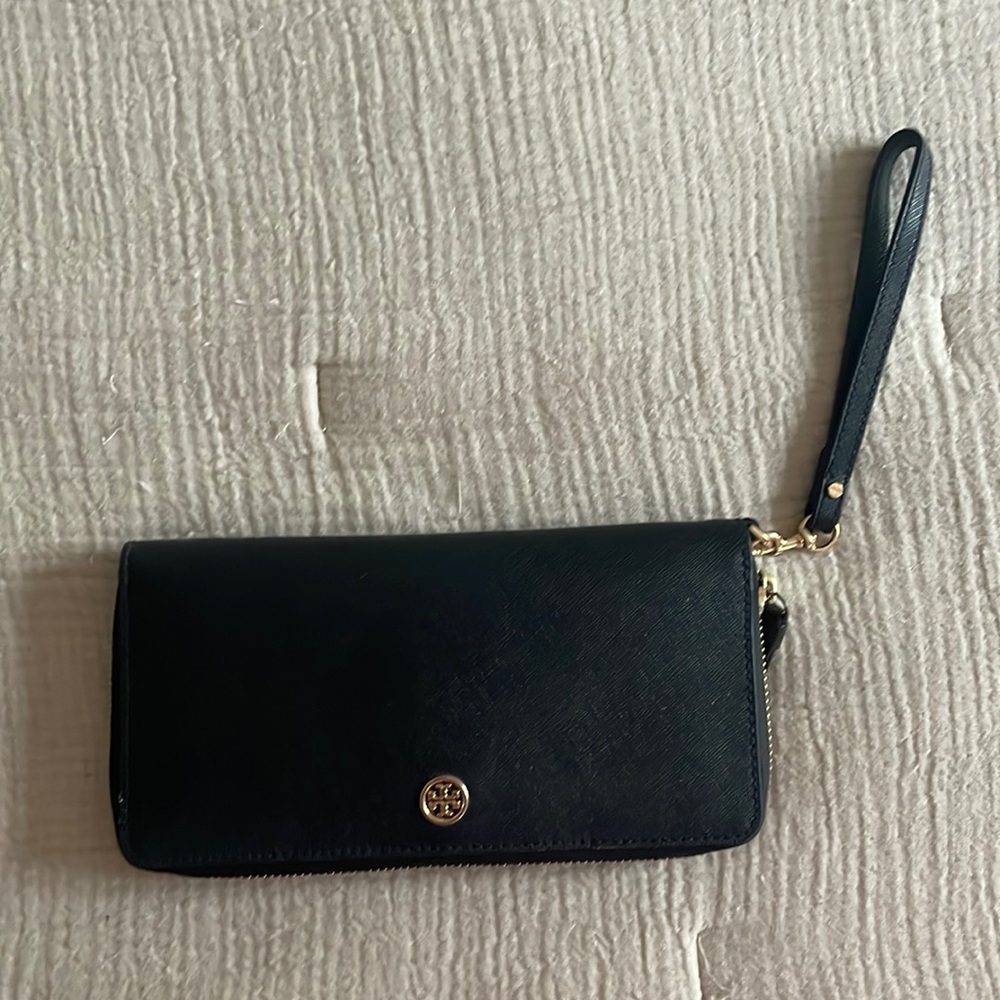 Tory Burch Robinson Wallet